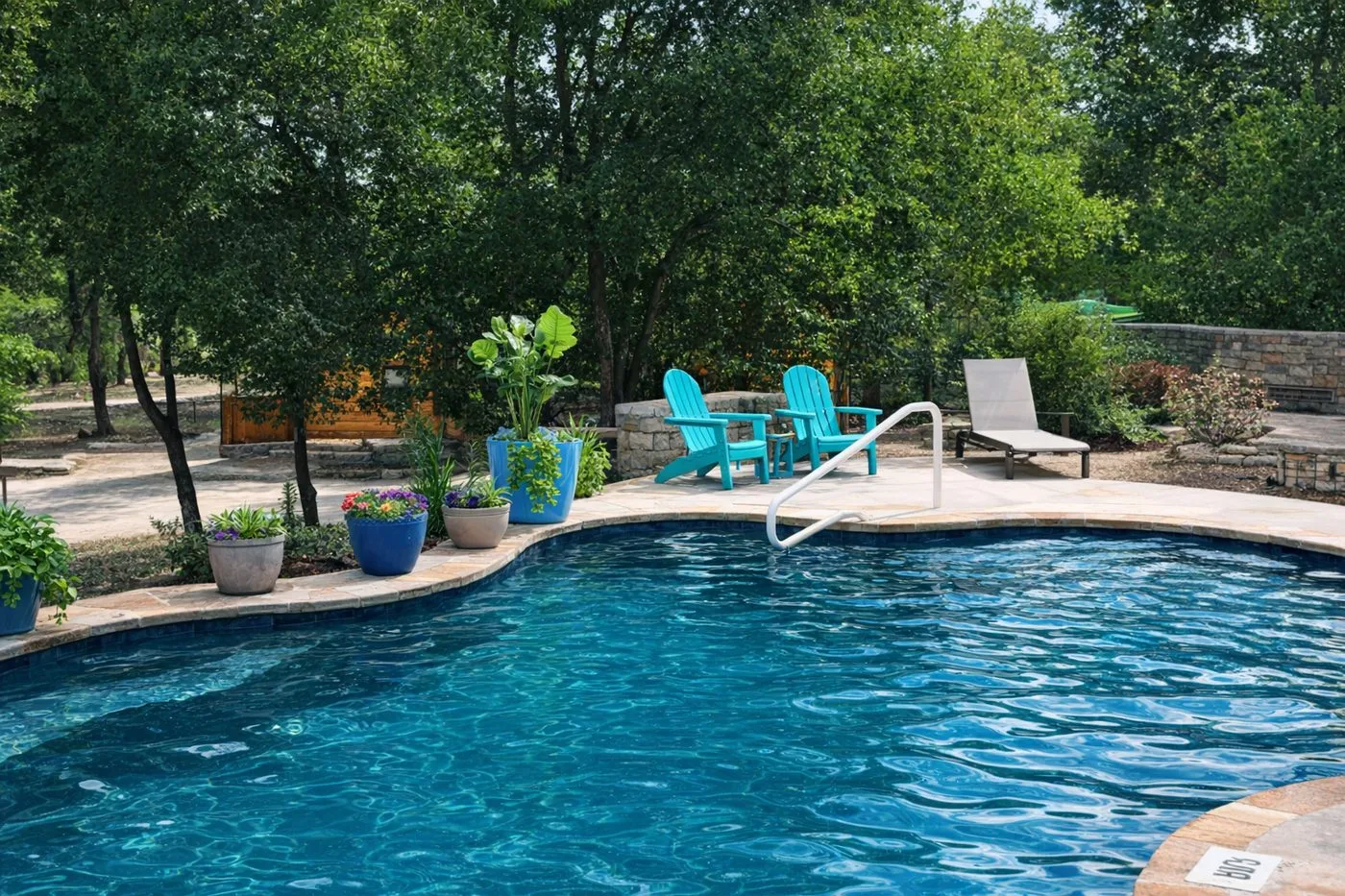 Swimming pool at Al's Hideaway